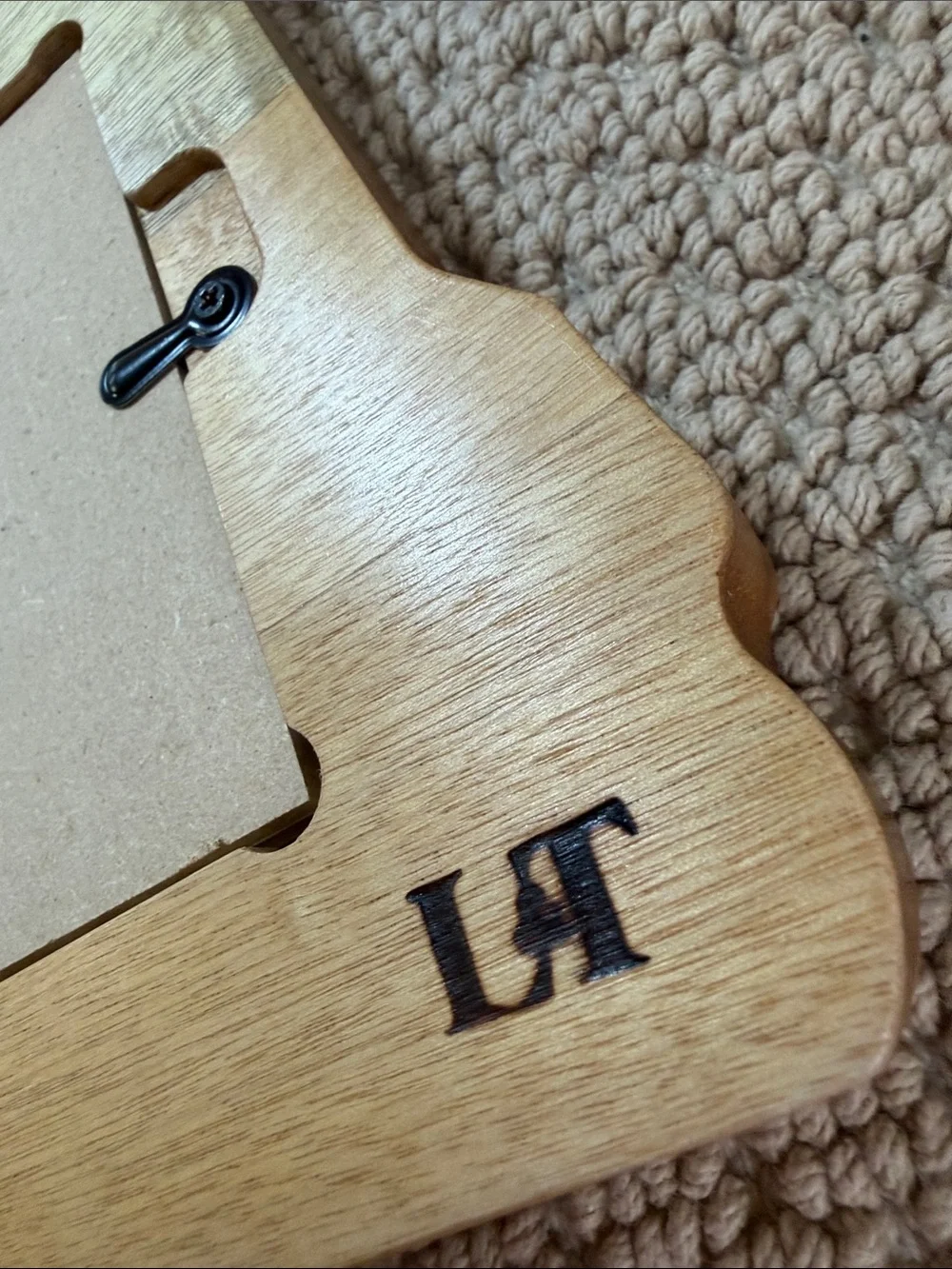 TLC Woodcrafts Oregon Myrtlewood State-Shaped 4x6 Photo Frame